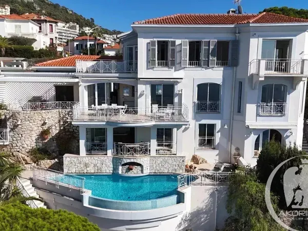 Alpes Maritimes (06) NICE MONT BORON / CAP DE NICE - Villa de 320 m2 Piscine Vue Mer Epoustouflante