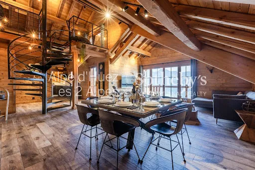Chalet 18 pièces 669 m²