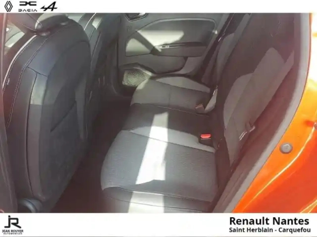 Renault Clio eco-g gpl 100ch techno — photo 14