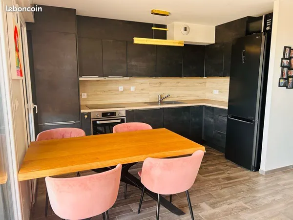Apparemment 2 pièces avec jardin privatif
