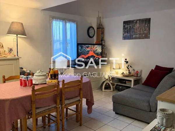 Charmant duplex avec terrasse au coeur de Puget Ville