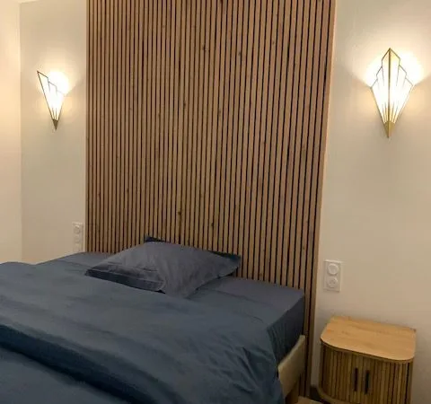 Grand studio cosy refait à neuf