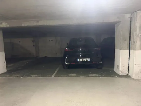Parking 10 m²