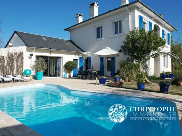 PAU SUD - Maison 250 m² - Piscine - studio indépendant - DPE C