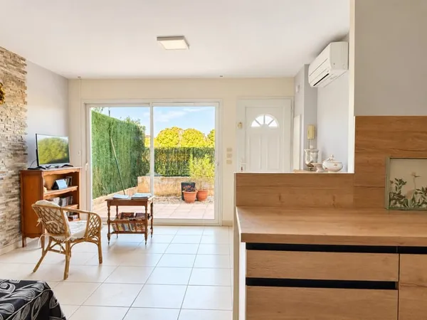 UN APPARTEMENT EN REZ-DE-JARDIN, A PERPIGNAN SUD
