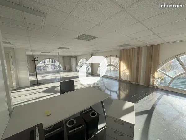 Bureaux 209 m²