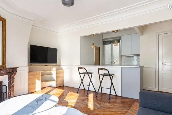Superbe 2 pièces meublé de charme - Paris 16e (Auteuil / Porte de St-Cloud) - 4e étage