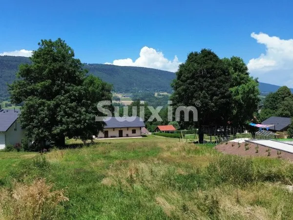 Terrain constructible de 908 m² avec vue sur le Salève