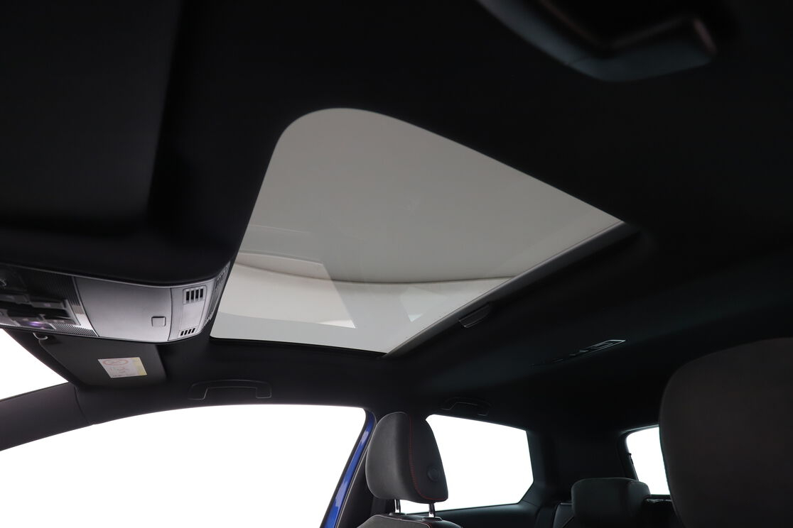 Volkswagen Golf VII 2.0 TSI BlueMotion Tech GTI Performance DSG7 — photo 10