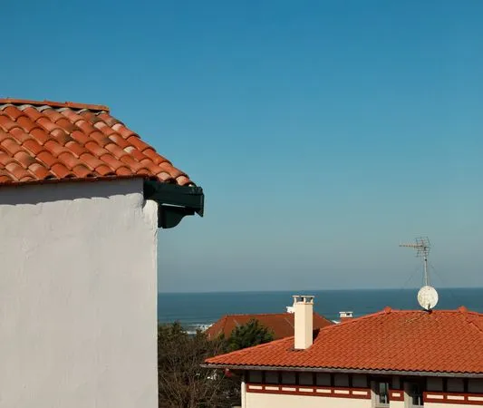 🌊 anglet - chambre d'amour | studio rénové avec aperçu mer | plage à pied