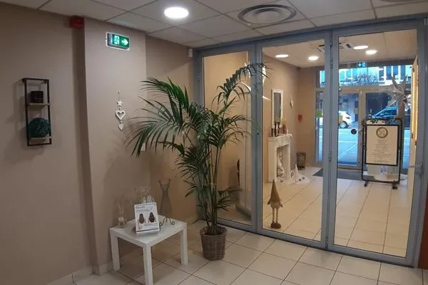 Bureaux 6 pièces 229 m²