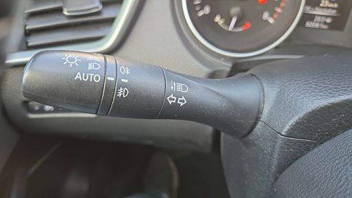 Nissan Qashqai 1.2 DIG-T 115 - N-Connecta – 2018 – 82560 km – Essence – Boîte Manuelle — photo 4