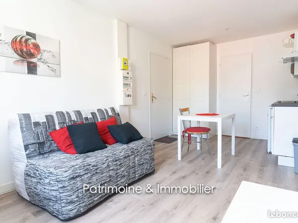 Lyon 7 - Metro Garibaldi - Charmant Studio 20 m2 meublé