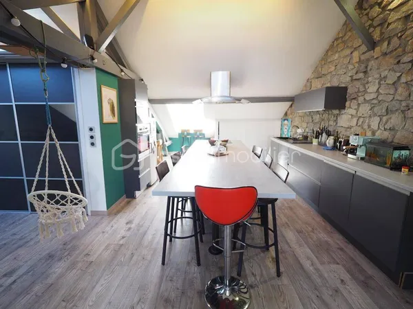 Appartement 3 pièces 82 m²