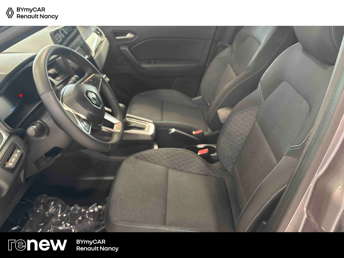Renault Captur E-Tech full hybrid 145 ch — photo 11