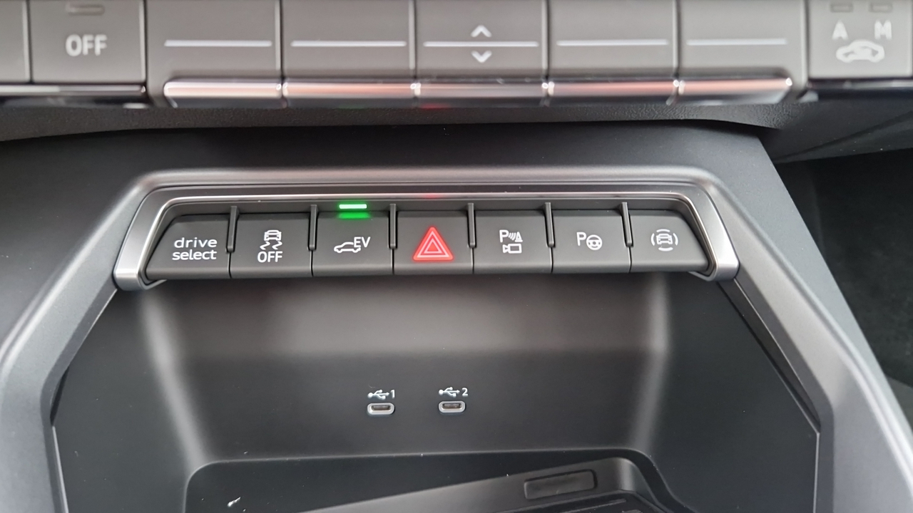 Audi A3 Sportback TFSI e Hybride rechargeable 204 S tronic 6 — photo 26