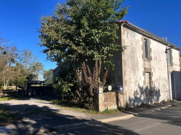 Ensemble immobilier maison + studio