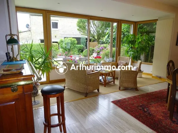 PROPRIETE AVEC GITE ET GARAGE DOUBLE