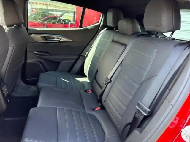 Alfa Romeo Tonale 1.3 phev 280ch veloce at6 e-q4 — photo 10