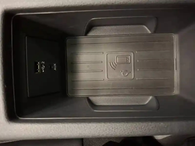 Audi Q2 35 tdi 150 s tronic 7 — photo 31