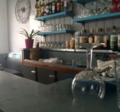 Emplacement n°1 Bar restaurant