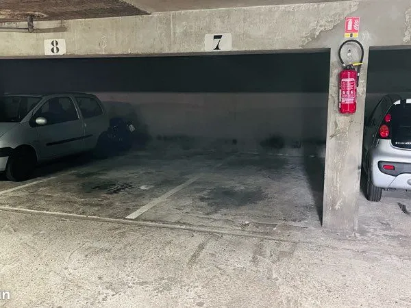 Parking à louer