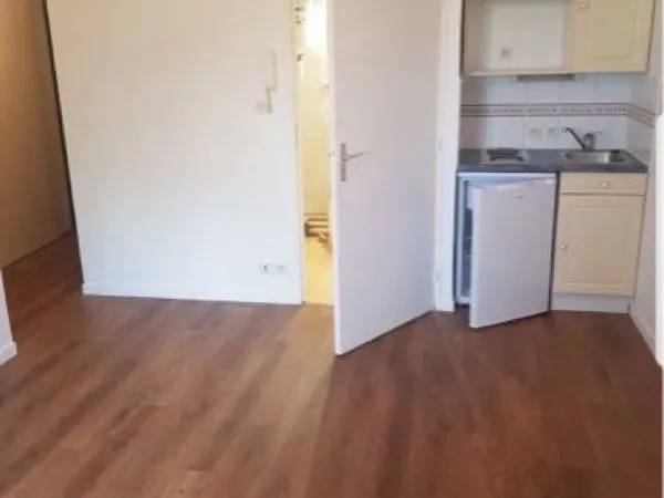 Appartement Location Vannes 1p 21m² 390€