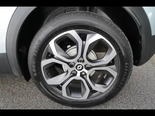 Renault Captur 1.0 tce 90ch techno — photo 9