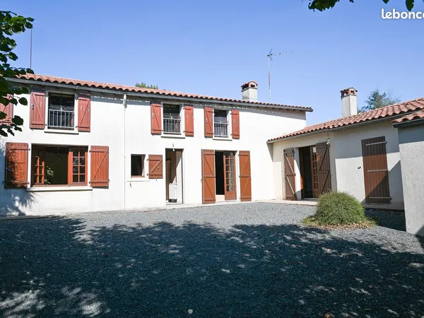Maison rénovée à la campagne