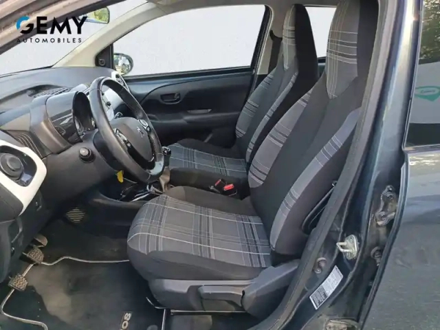 Peugeot 108 1.2 puretech 82ch bvm5 — photo 9