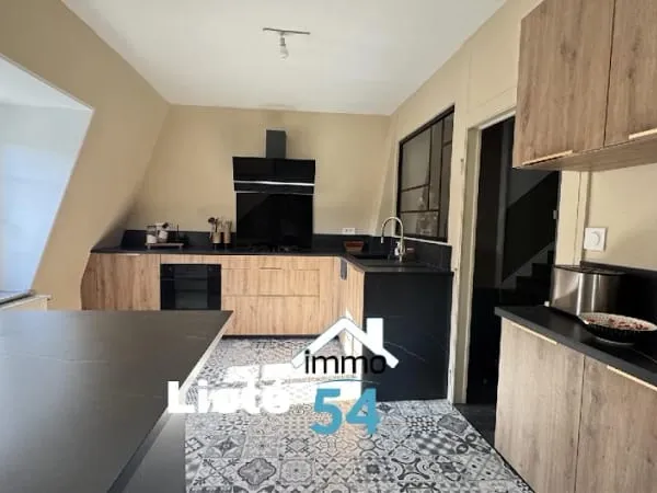 Appartement 5 pièces 131 m²