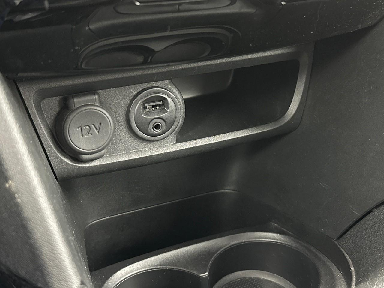 Peugeot 2008 puretech 130ch s&s bvm6 allure — photo 28