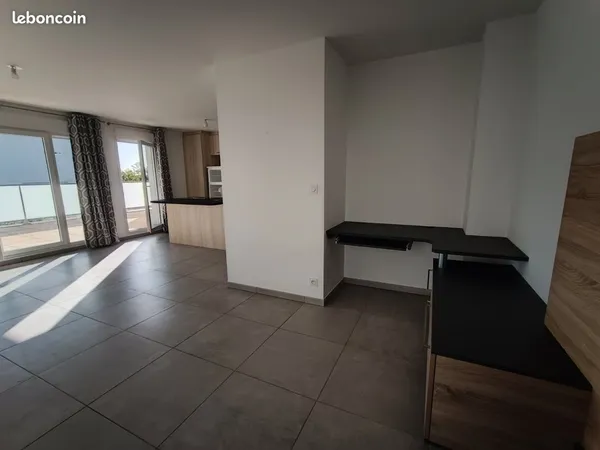 Appartement lumineux - terrasse