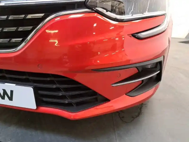 Renault Megane iv estate e-tech plug-in hybrid 160 — photo 10