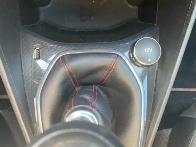 Ford Fiesta 1.0 ecoboost 140ch stop&amp;start st-line 5p euro6.2 — photo 22