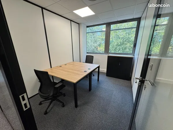 A louer - Bureau meublé avec parking Annecy
