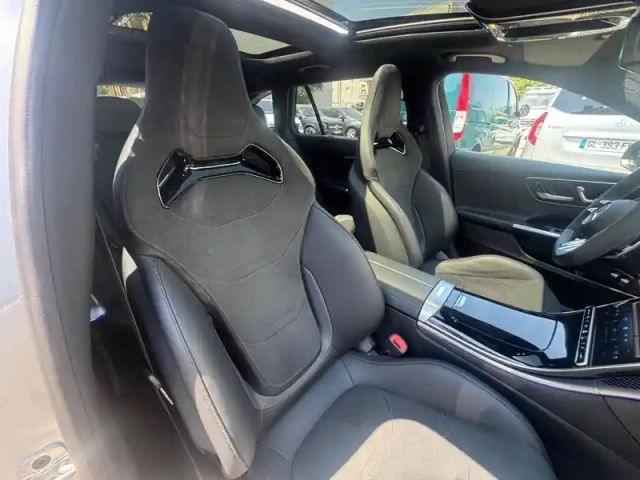 Mercedes Classe C mercedes-amg c 63 s e performa — photo 17