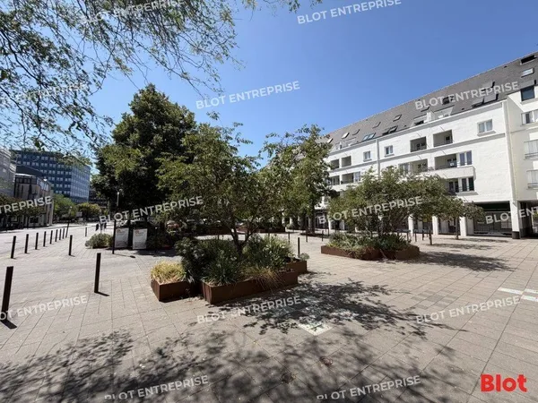 Local commercial 70 m²