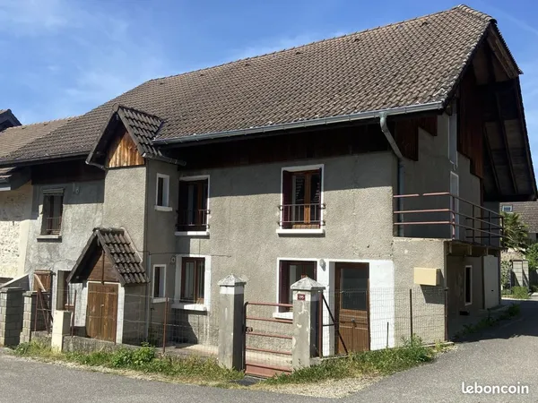 Maison 9 pièces 147 m²