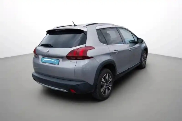 Peugeot 2008 bluehdi 100ch s&amp;s bvm6 — photo 5