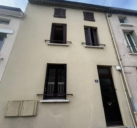 Propriété 4 pièces 95 m²