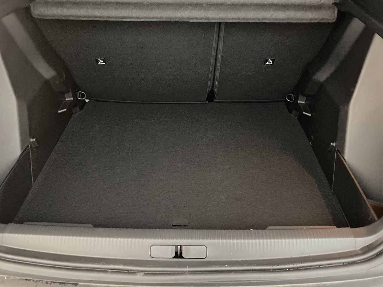 Peugeot 2008 hybrid 145 ch e-dcs6 allure — photo 6