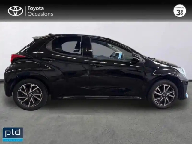 Toyota Yaris 116h design 5p mc24 — photo 5