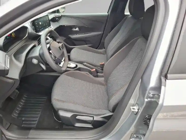 Peugeot 208 hybrid 110 ch e-dcs6 — photo 11