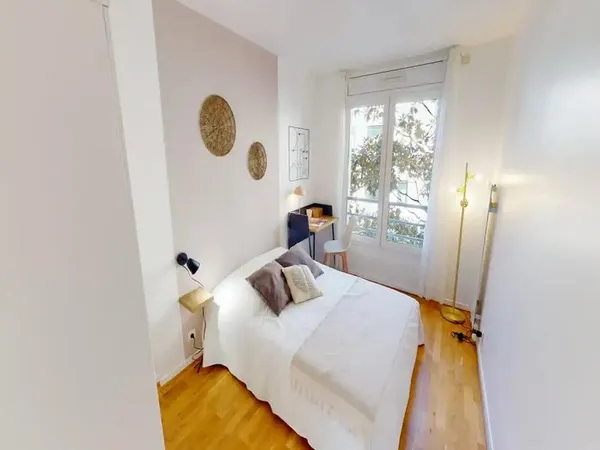 16 Lhomme - Chambre 1 (PRS)
