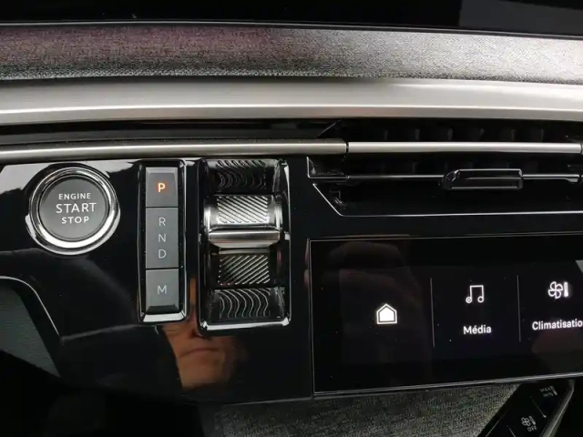 Peugeot 5008 hybrid 136 e-dcs6 — photo 53