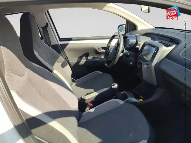 Toyota Aygo 1.0 vvt-i 72ch x-play 5p my20 — photo 20