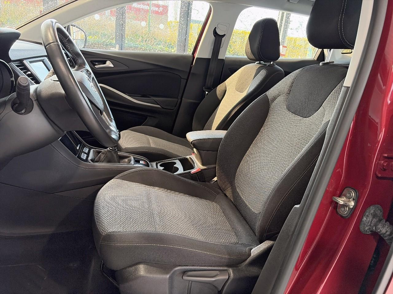 Opel Grandland x 1.2 turbo 130 ch edition — photo 9