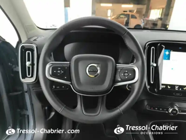 Volvo Xc40 t4 recharge 129+82 ch dct7 inscription business — photo 12