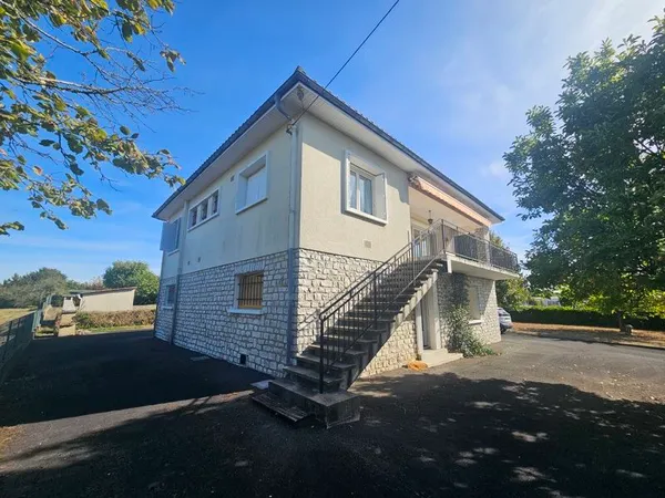 Maison 7 pièces 151 m²